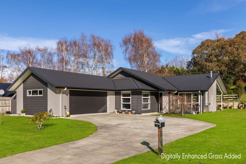 5 Sandcroft Drive, Westmere, Whanganui - Carousel 1