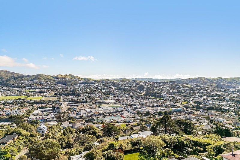 18 Chapman Street, Newlands, Wellington - Carousel 30