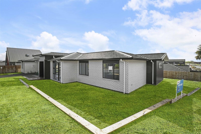 2 Maggie Place, Chartwell, Hamilton - Carousel 24