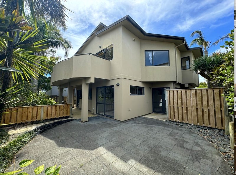 19B Rautara Street, Orakei, Auckland - Carousel 1