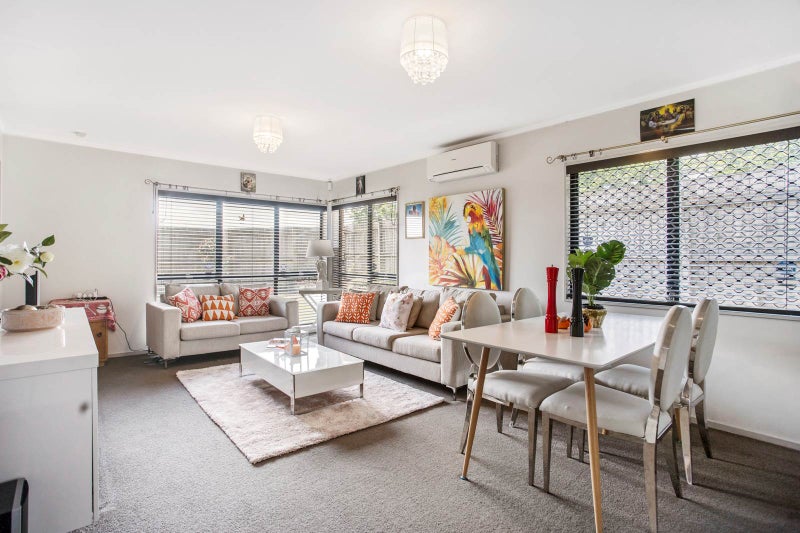 231B Richardson Road, New Windsor, Auckland - Carousel 2