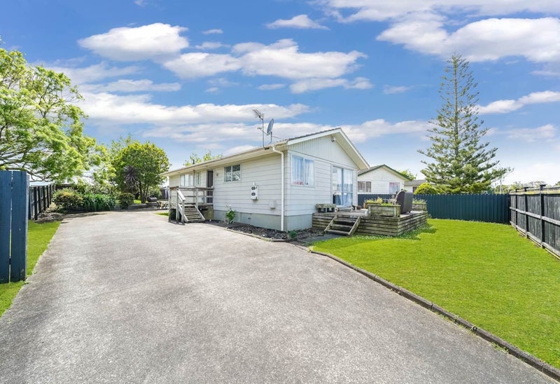 27 Sidey Avenue, Clover Park, Auckland - Carousel 1
