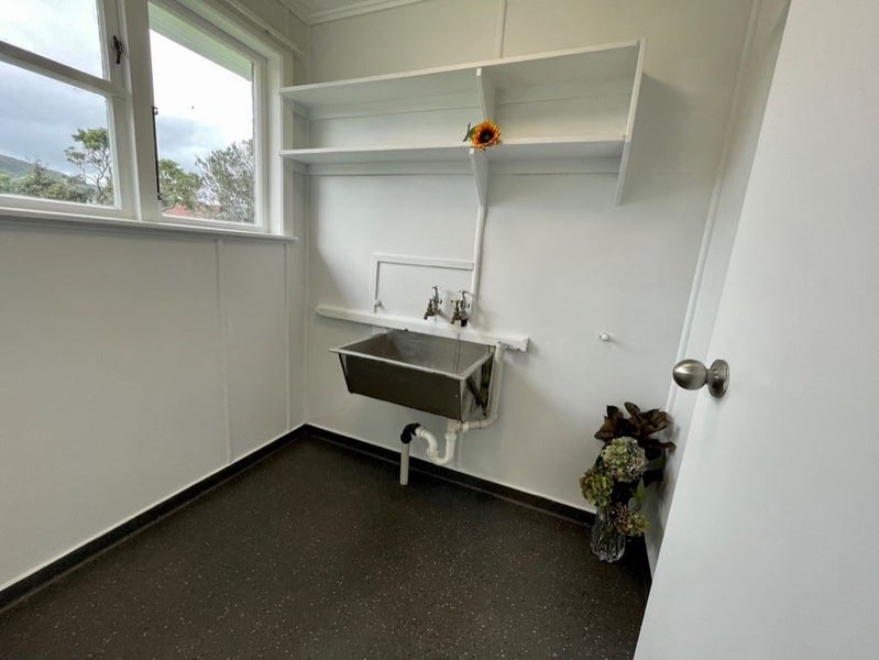 1207 Taita Drive, Taita, Lower Hutt - Carousel 17