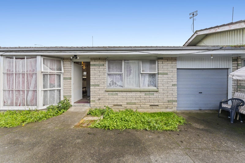 2/79 Mangere Road, Otahuhu, Auckland - Carousel 1