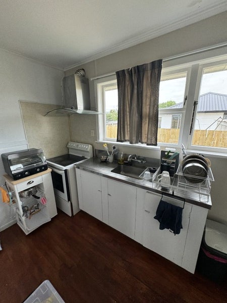 5 Dalesford Street, Silverdale, Hamilton - Carousel 2