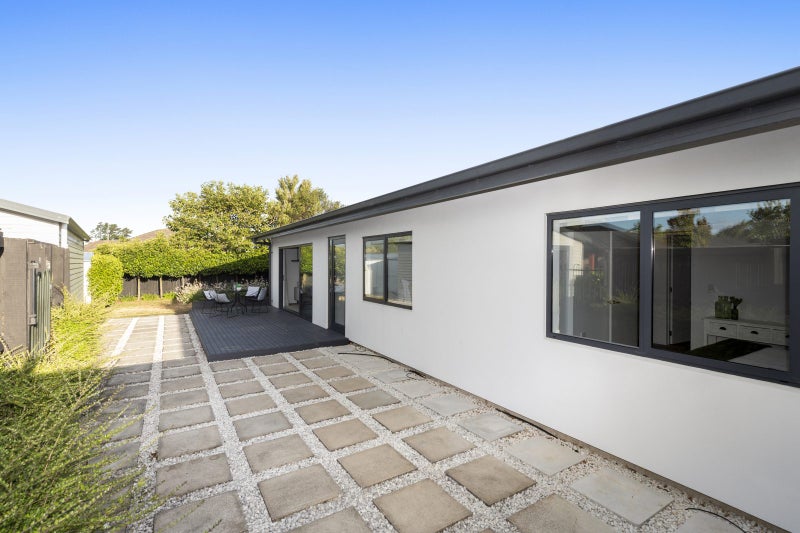 2/18 Lamorna Road, Parklands, Christchurch - Carousel 20