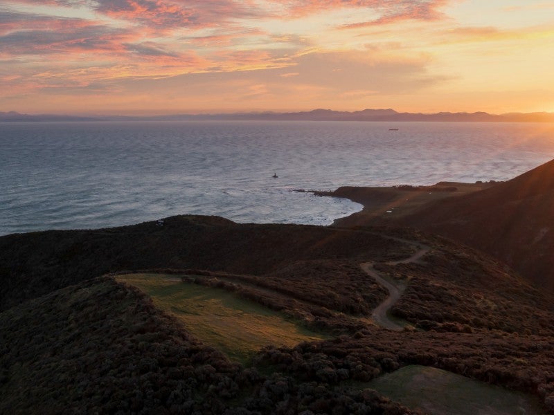89 Te Wai Komaru Way, Mākara, Wellington - Carousel 1