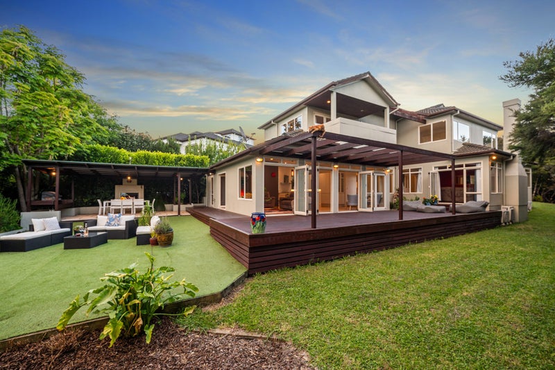 38 Ravenstone Place, Chatswood, Auckland - Carousel 2