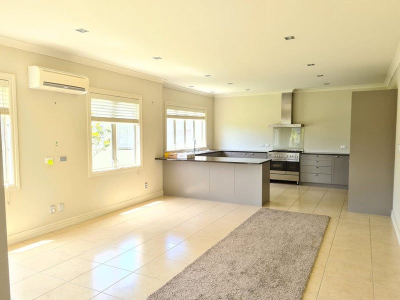 13 Bardsey Street, Glendowie, Auckland - Carousel 2