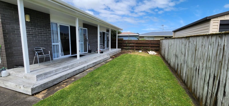 180 Parklands Avenue, Bell Block, New Plymouth - Carousel 2