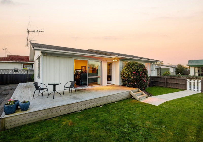 384A Kahikatea Drive, Dinsdale, Hamilton - Carousel 1