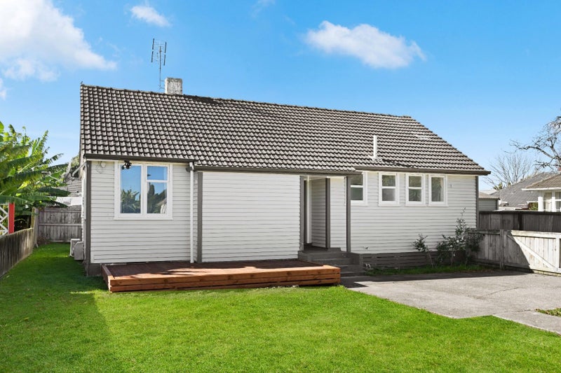 8 Kenney Crescent, Fairfield, Hamilton - Carousel 13