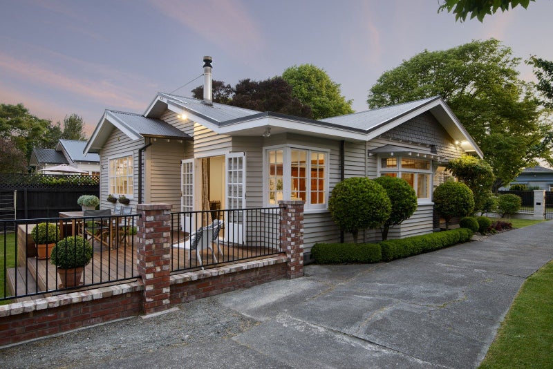 14 Gosset Street, St Albans, Christchurch - Carousel 1
