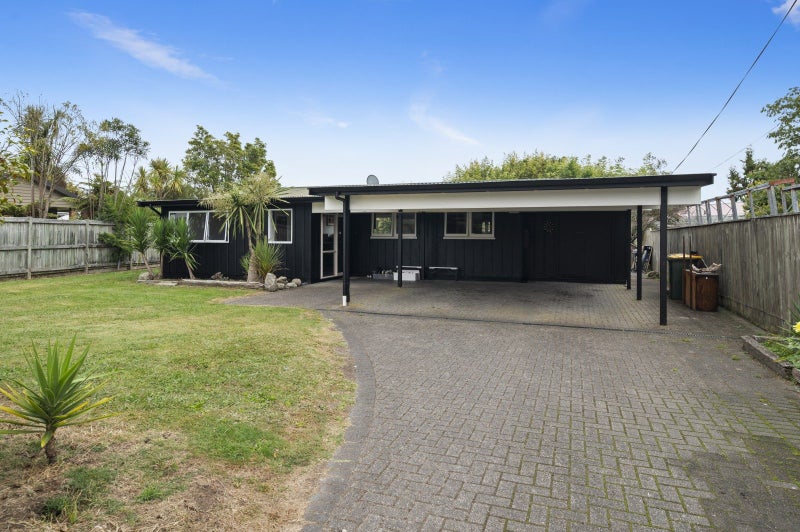 11 Farnworth Avenue, Holdens Bay, Rotorua - Carousel 12