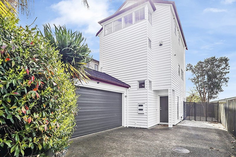 872B Manukau Road, Royal Oak, Auckland - Carousel 1