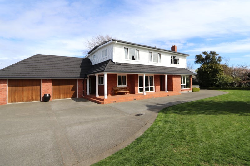 391 Queens Drive, Windsor, Invercargill - Carousel 1