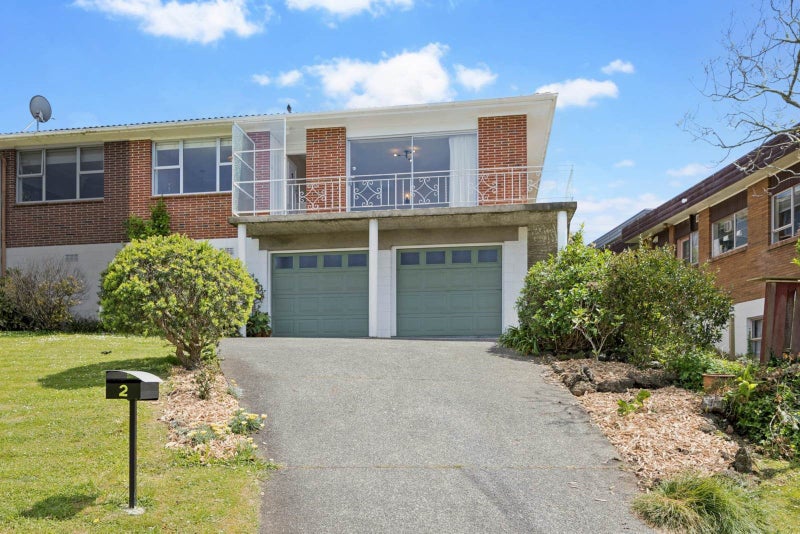 2 Impala Place, Hillsborough, Auckland - Carousel 1