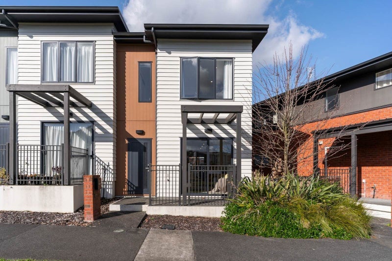 34 Mahalo Avenue, Wiri, Auckland - Carousel 1