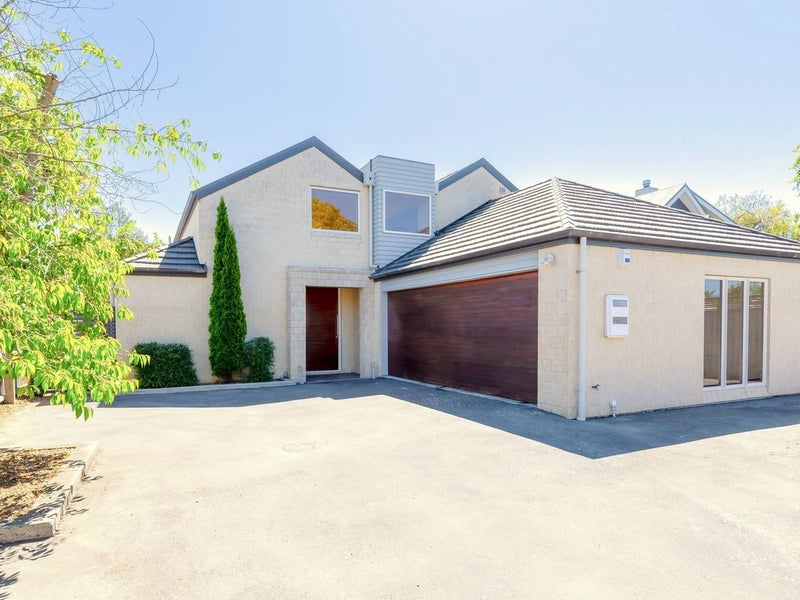 40 St Andrews Square, Strowan, Christchurch - Carousel 1