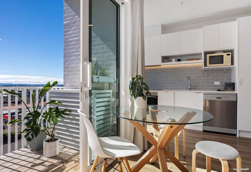 402/9D Jordan Avenue, Onehunga, Auckland - Carousel 2