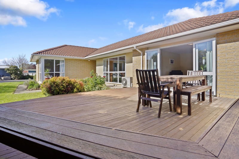 15 Montrose Avenue, Culverden, Culverden - Carousel 1