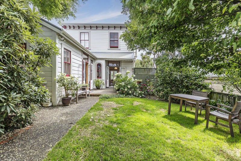 25 Bidwill Street, Mount Cook, Wellington - Carousel 2