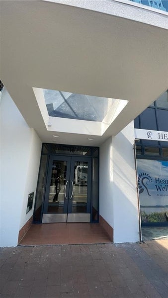 5B/16 Kent Terrace, Mount Victoria, Wellington - Carousel 2