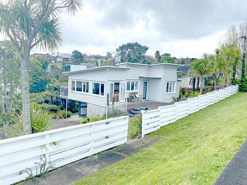 986 Beach Road, Torbay, Auckland - Carousel 2