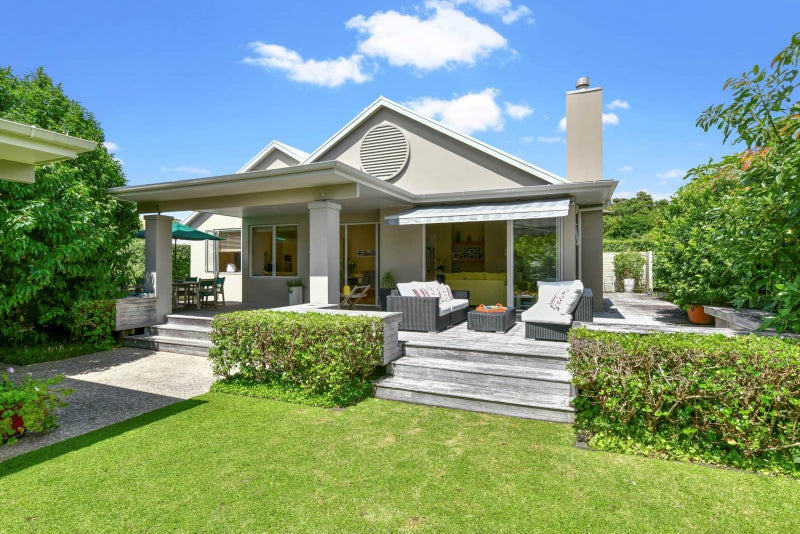 18 Laurence Street, Manly, Whangaparaoa - Carousel 2