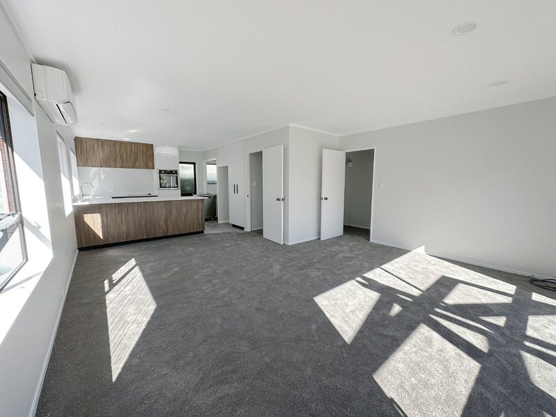 238A Bucklands Beach Road, Bucklands Beach, Auckland - Carousel 2