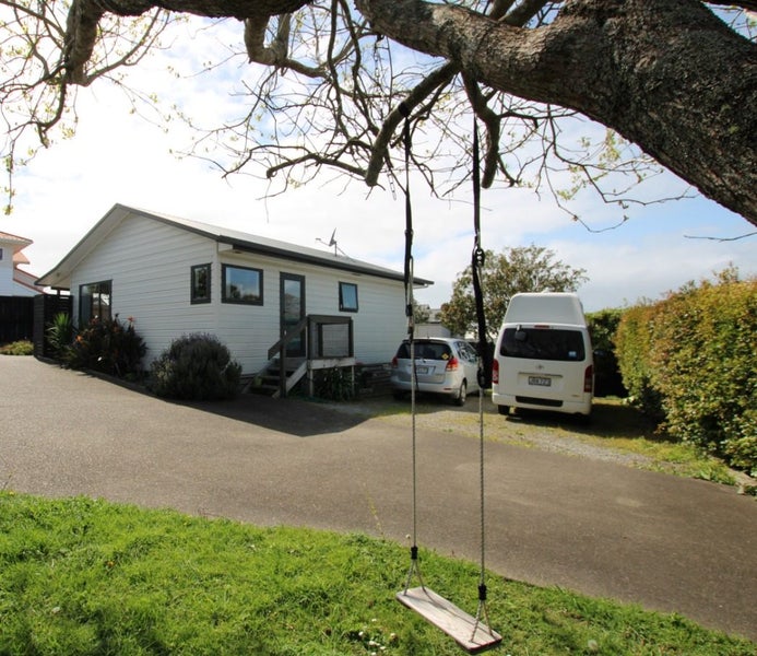 63A Hastings Road, Mairangi Bay, Auckland - Carousel 1