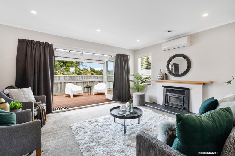 58 Salford Street, Newlands, Wellington - Carousel 1