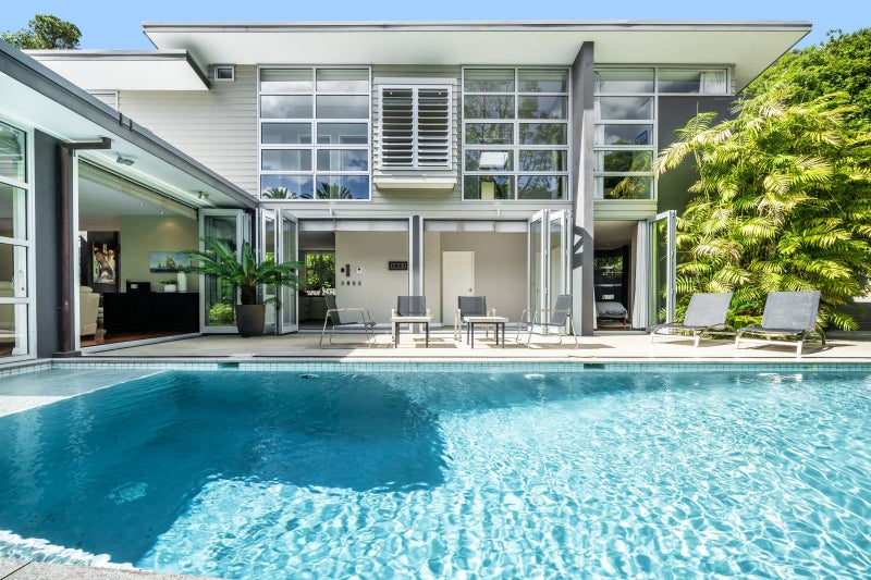 51 Fern Road, ST HELIERS, AUCKLAND - Carousel 1