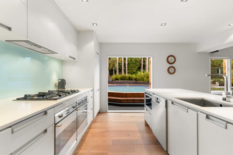 25 Montana Avenue, Murrays Bay, Auckland - Carousel 2