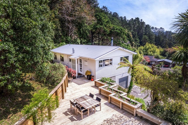 96 Kamahi Street, Stokes Valley, Lower Hutt - Carousel 22