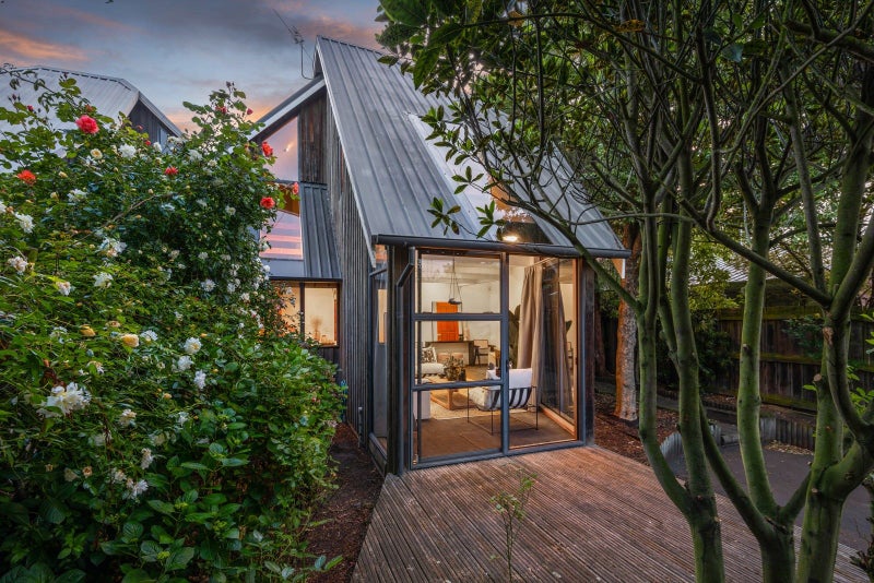 2/1 Parkstone Avenue, Ilam, Christchurch - Carousel 2