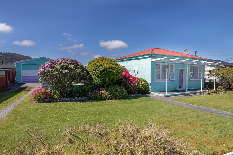 35 Blake Street, Blaketown, Greymouth - Carousel 15