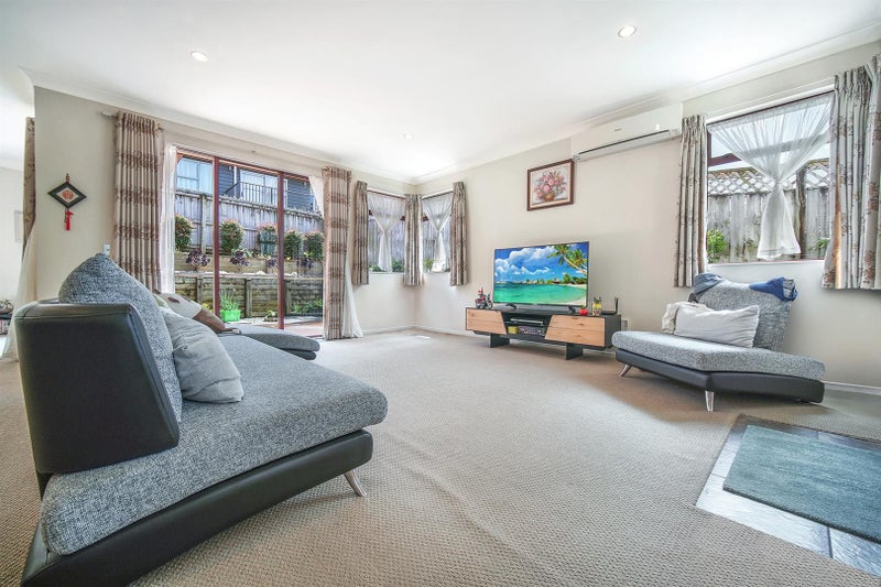 32 Cairnsvale Rise, Manurewa, Auckland - Carousel 2