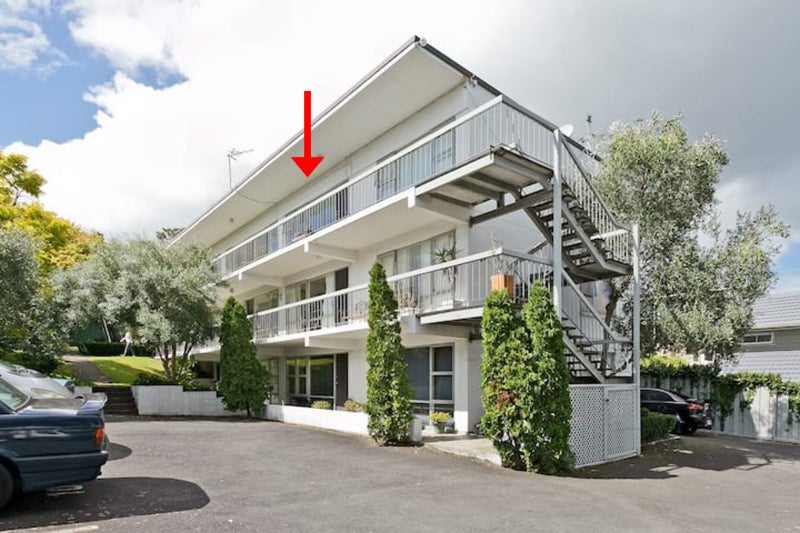 11/39 Sentinel Road, Herne Bay, Auckland - Carousel 1