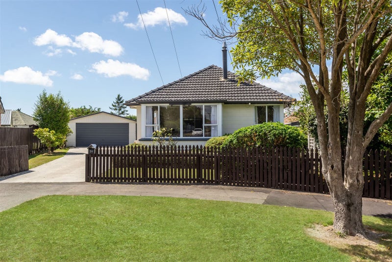 24 Ealing Street, Redwood, Christchurch - Carousel 1