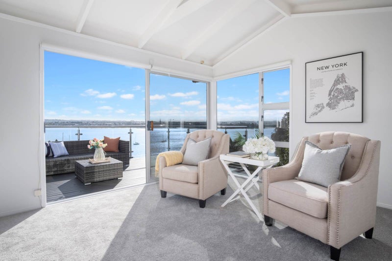 2/39 Telstar Place, Beach Haven, Auckland - Carousel 2