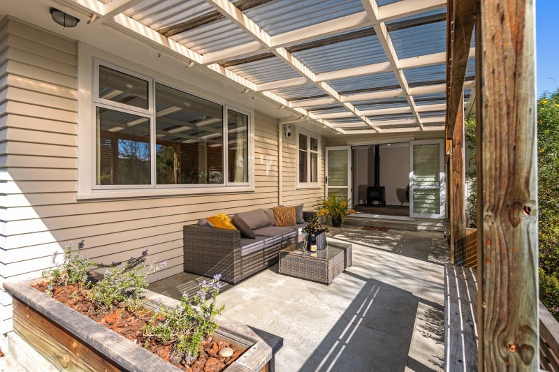 12 Snowdon Avenue, Terrace End, Palmerston North - Carousel 1