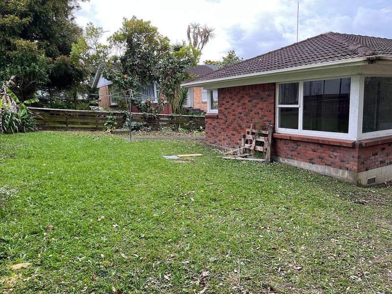 1/99 Archers Road, Hillcrest, Auckland - Carousel 2