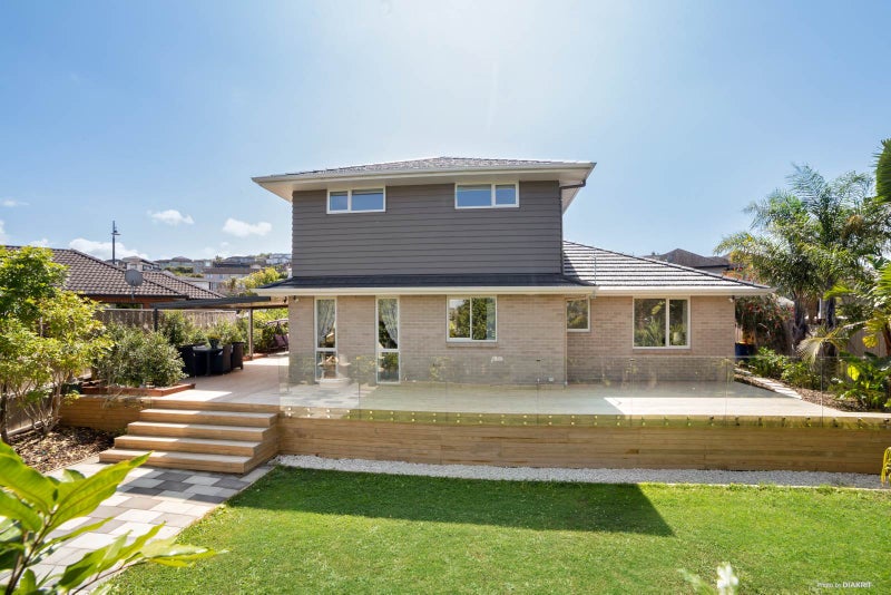 18 Travis View Drive, Fairview Heights, Auckland - Carousel 2