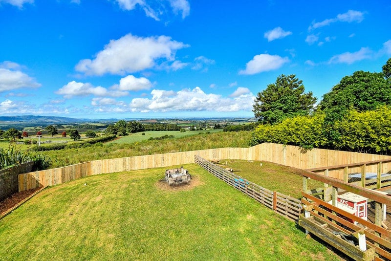 182 Hill Top Road, Pukekohe, Pukekohe - Carousel 1