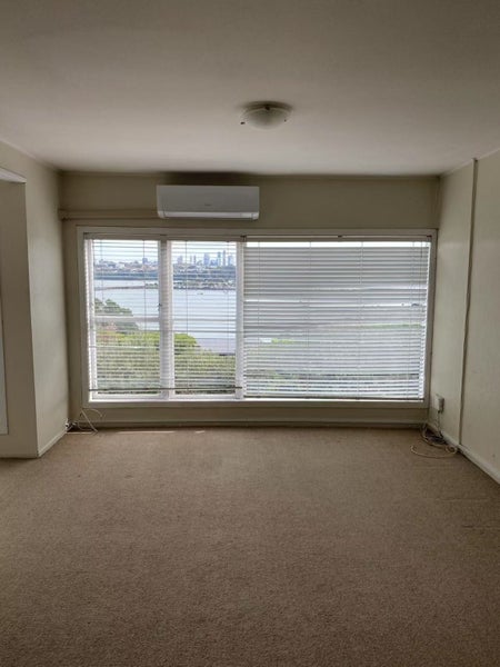 36 Ngapipi Road, Orakei, Auckland - Carousel 2