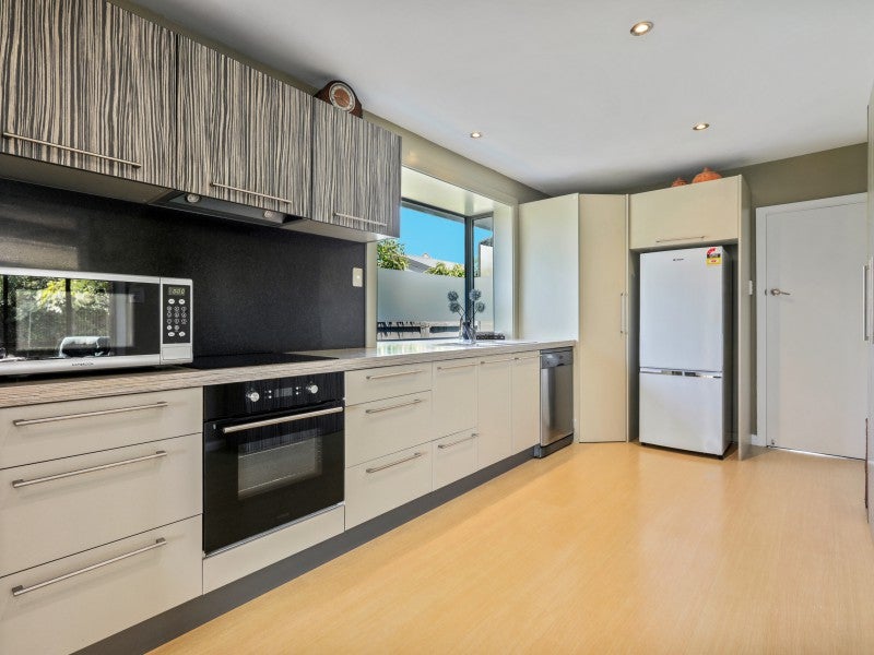 21 Wendover Street, Bishopdale, Christchurch - Carousel 2