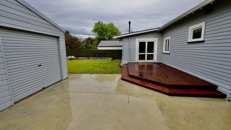 16 Karamu Avenue, Takaro, Palmerston North - Carousel 21