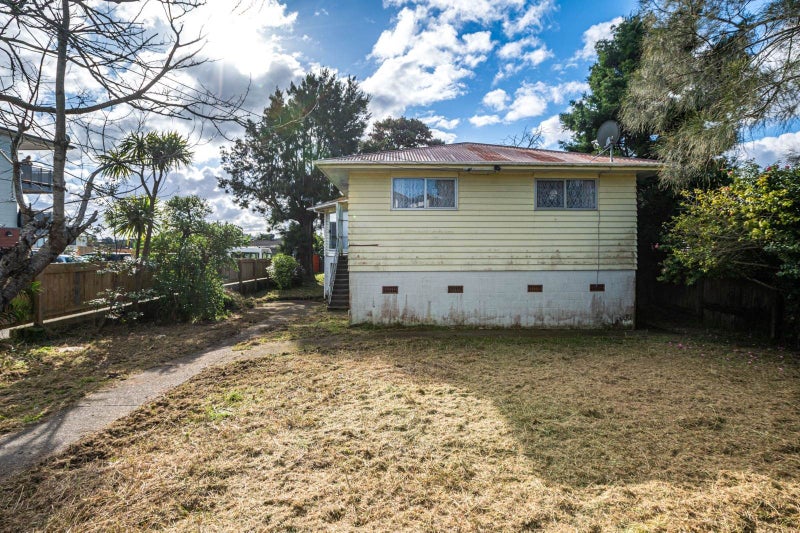 593 Massey Road, Mangere, Auckland - Carousel 2