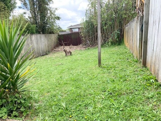 11 Netherlands Avenue, Kelston, Auckland - Carousel 14